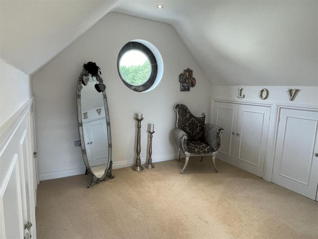 Dressing Area.JPG