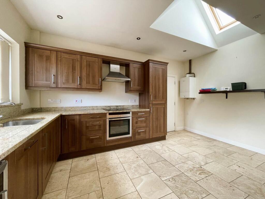 Kitchen 2