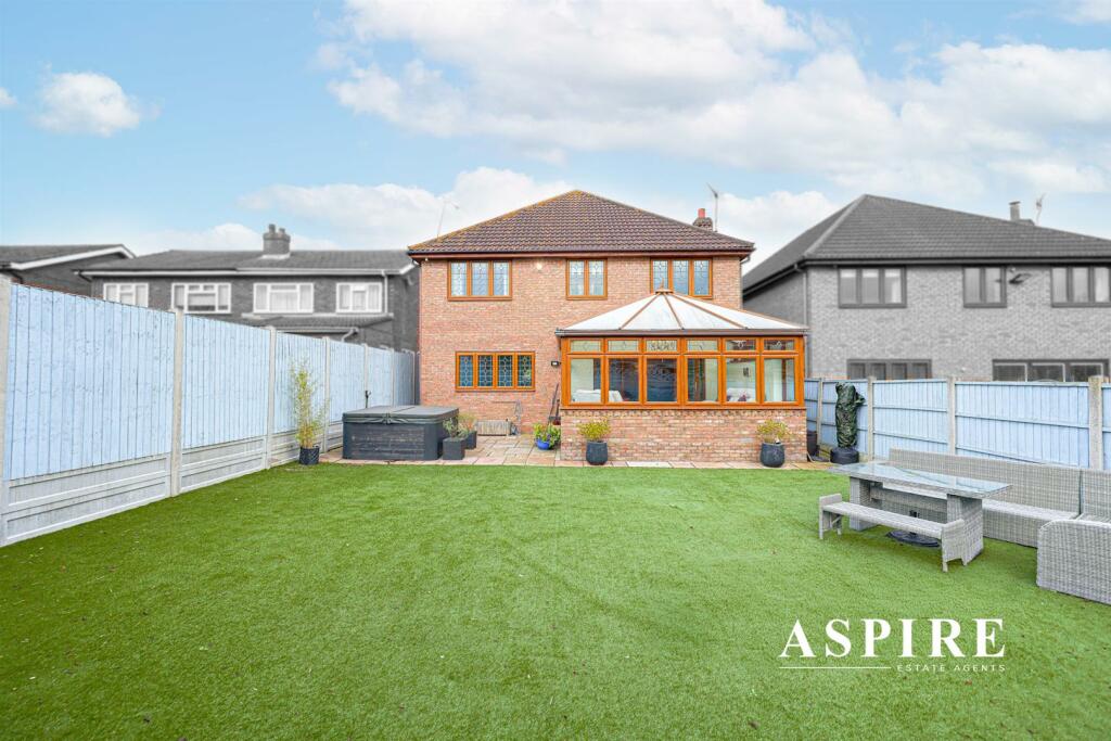 Aspire Estate Agents38.jpg