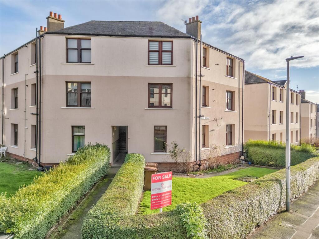 17B Hepburn Street Dundee-1.JPG
