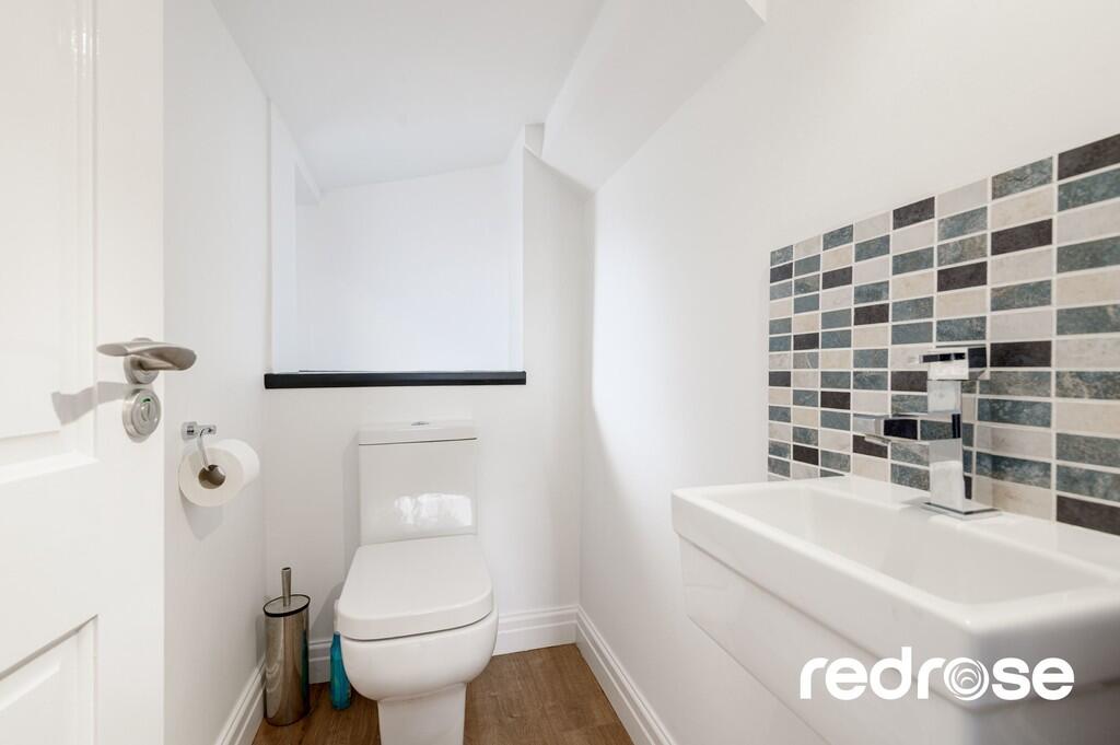 web_338 Croston R...