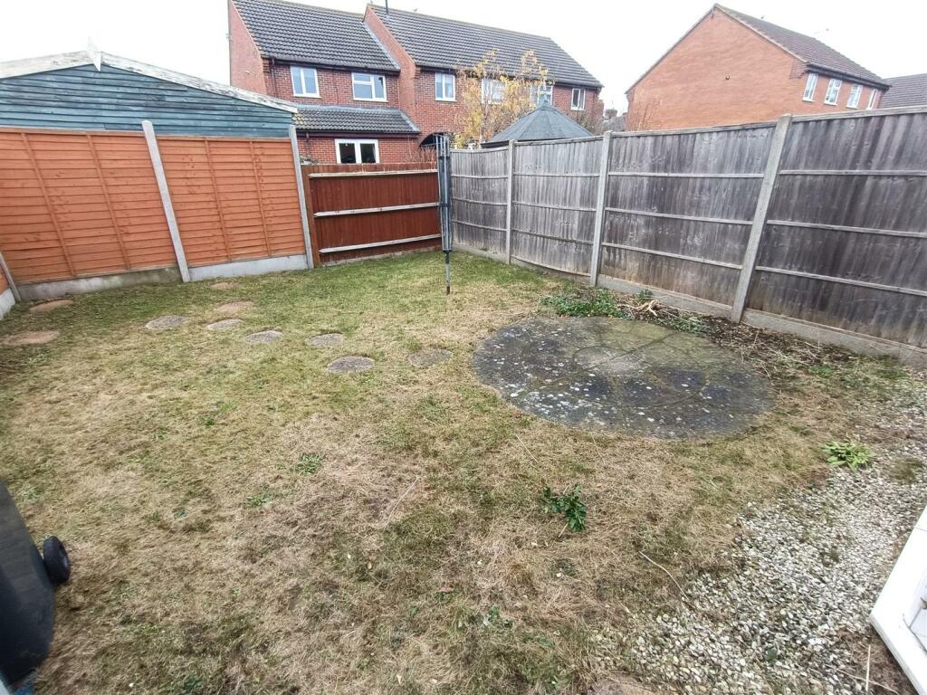 Rear Garden (1) .jpg