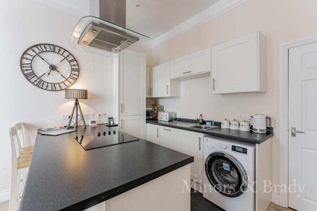 3-4StraceyRdNorwich-3 T202511111245.jpg