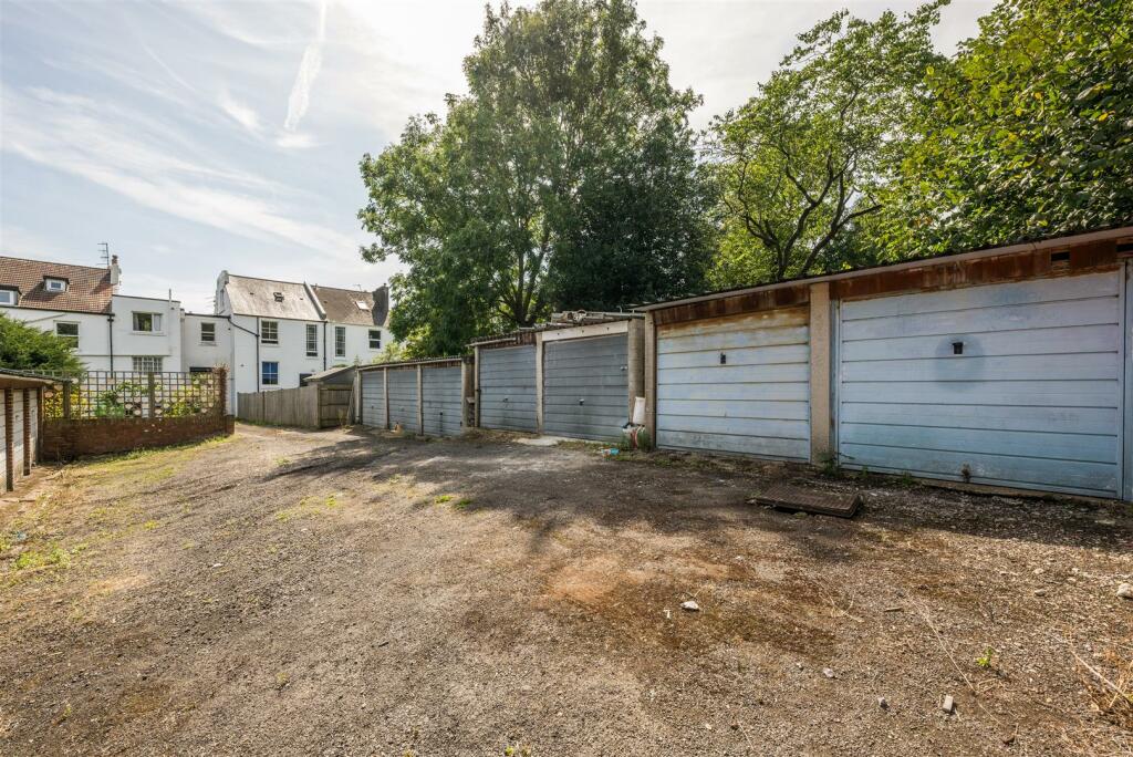 Clermont Road Garages-4.jpg