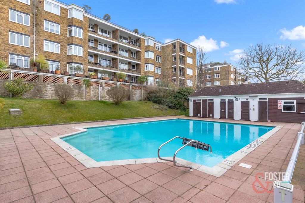 Monterey Court 29-11.JPG