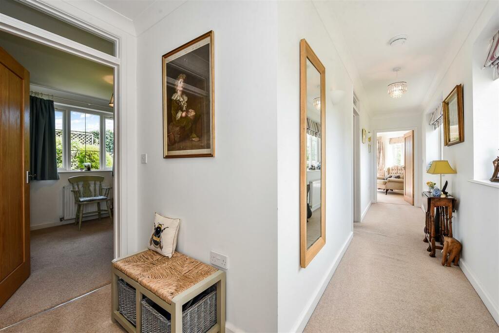 sketch_Ph9_5101746.jpg