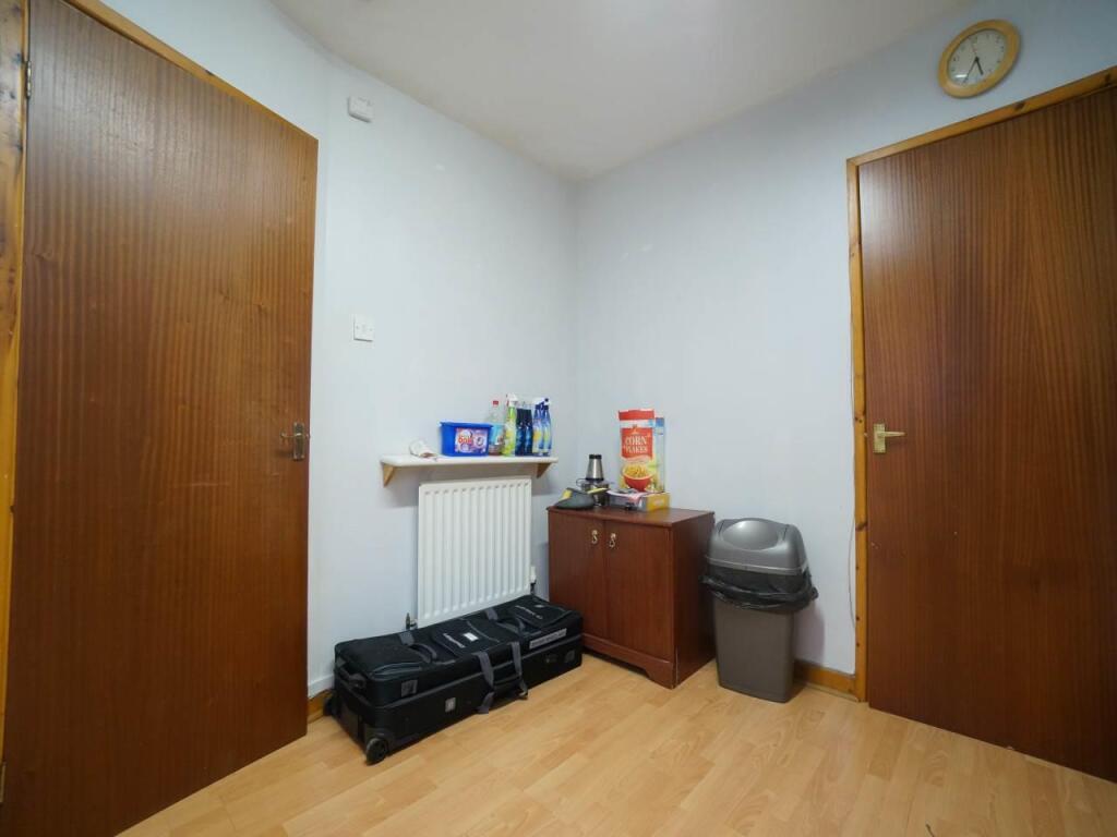 Kitchen 1.3.JPG