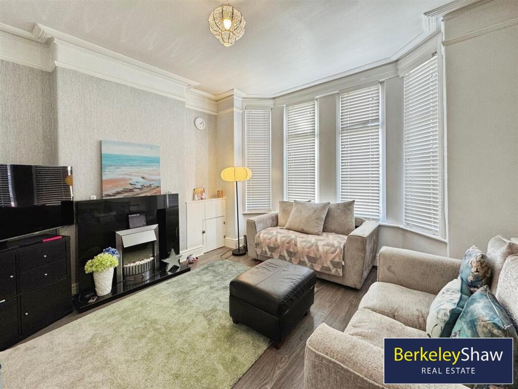 Glendower Road, Waterloo