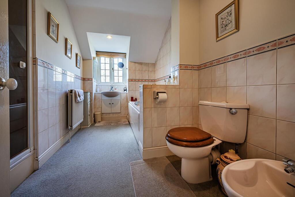 Ensuite