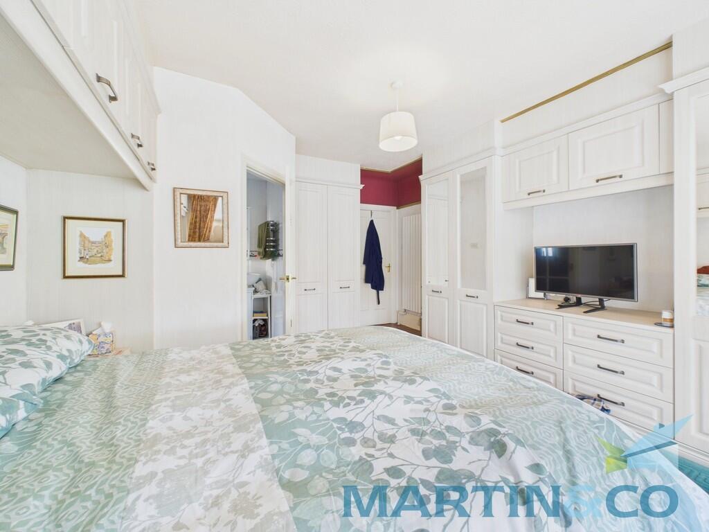 CAM01870G0-PR0161...