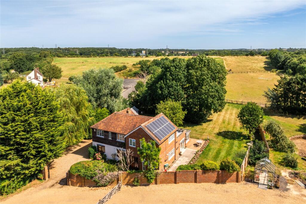 House &amp; Views