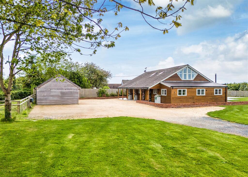 The Old Village Hall-drone-2 RevA.jpg