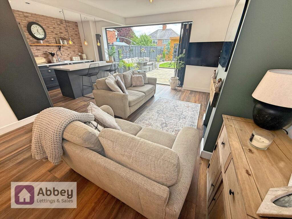 Open Plan Kitchen Living Area