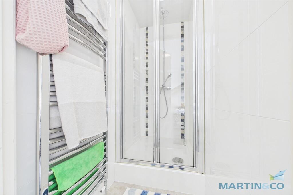 Ensuite Shower