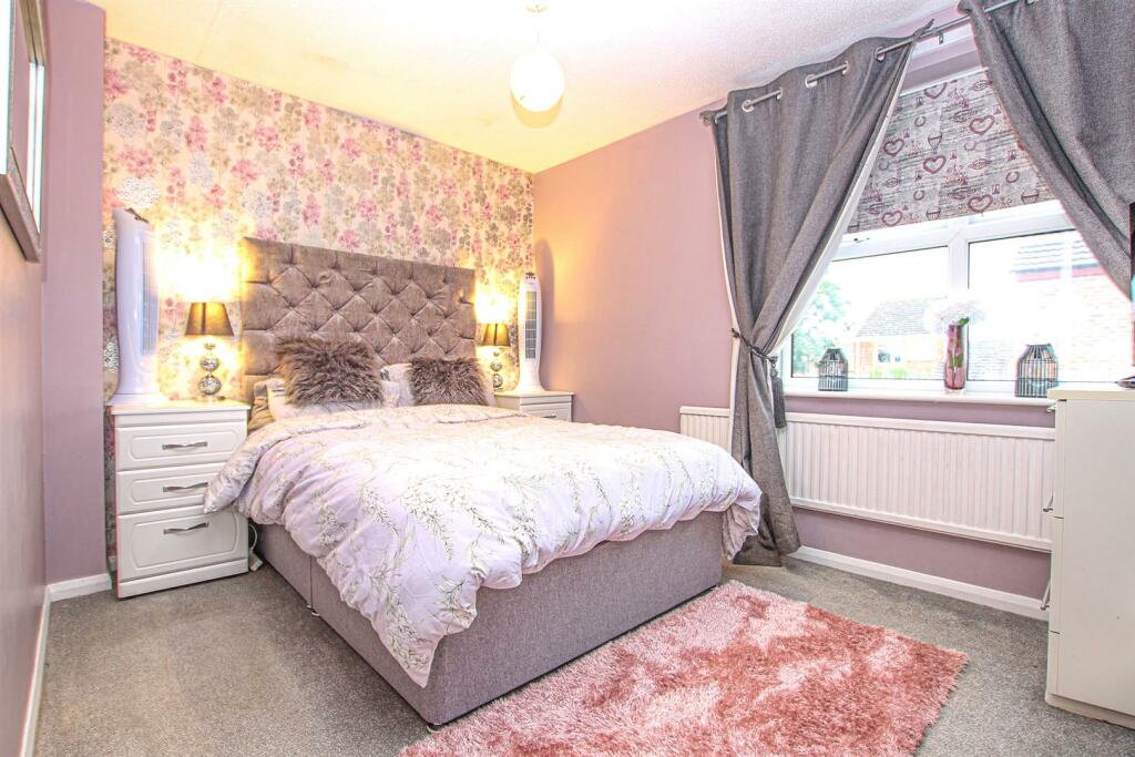 IMG_8709 BED MAIN.jpg