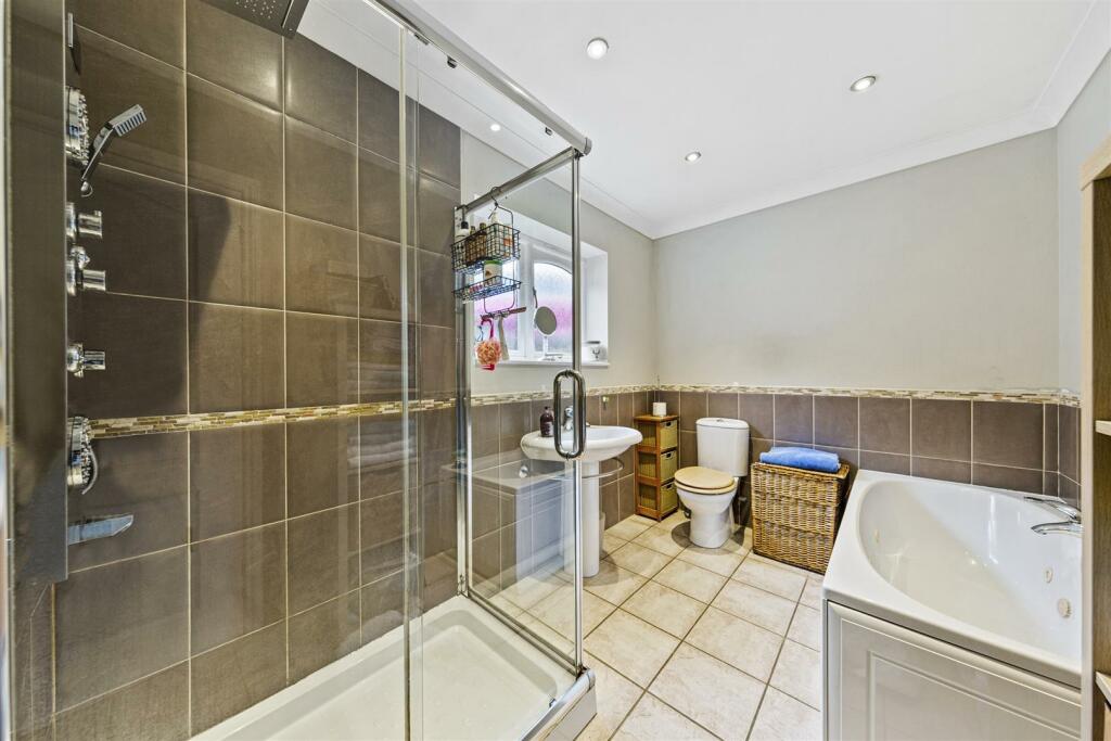 Family Shower Room