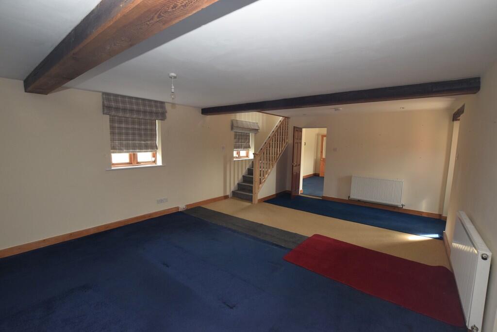 Charlton Barn Lou...