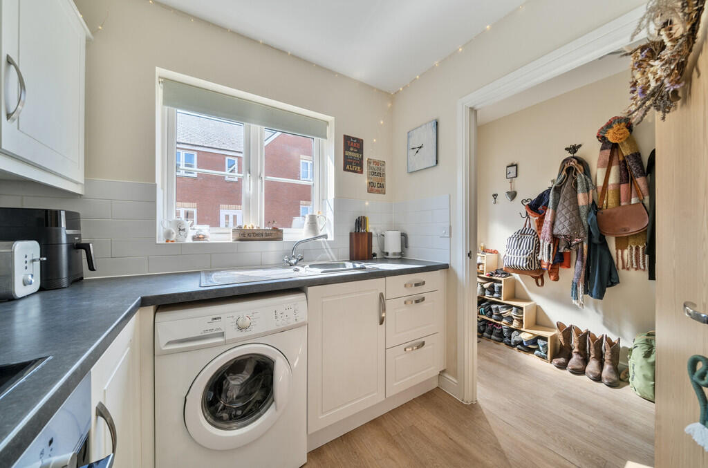 1311697-9-6852d1d...