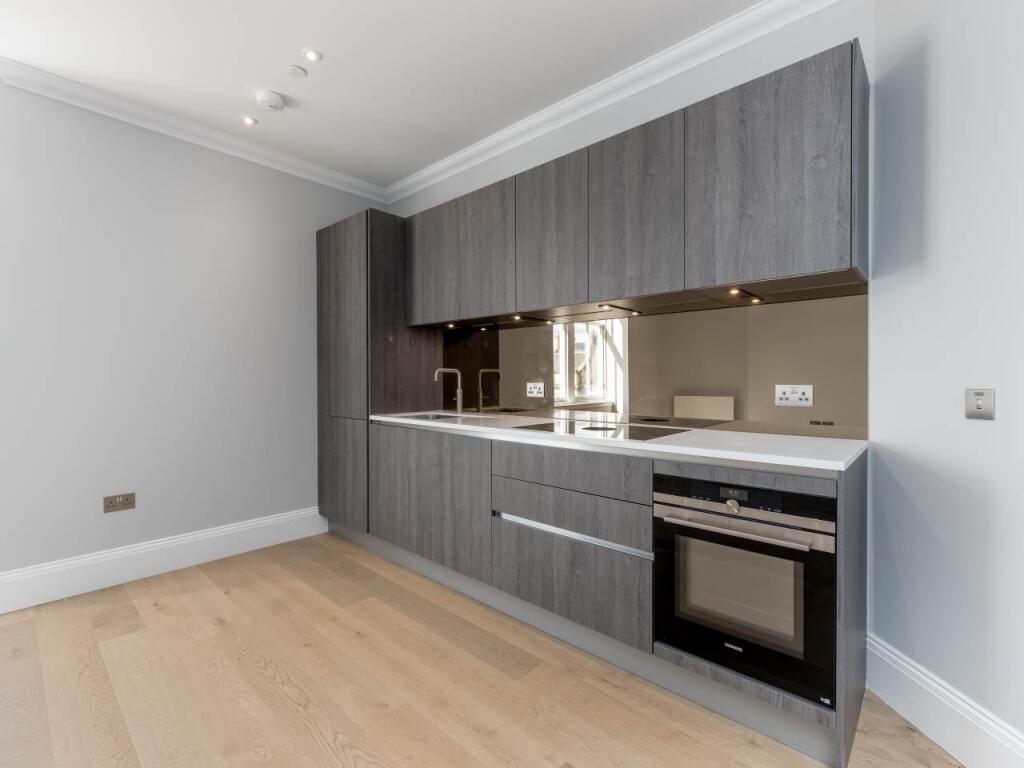 65260_MelvilleCres00