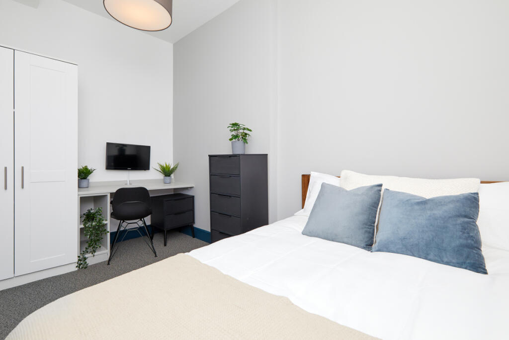 Shoe &amp; Boot Factory, Flat 14 Bedroom 2