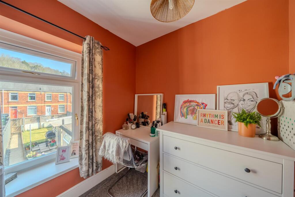 17 Torfaen Terrace-3.jpg