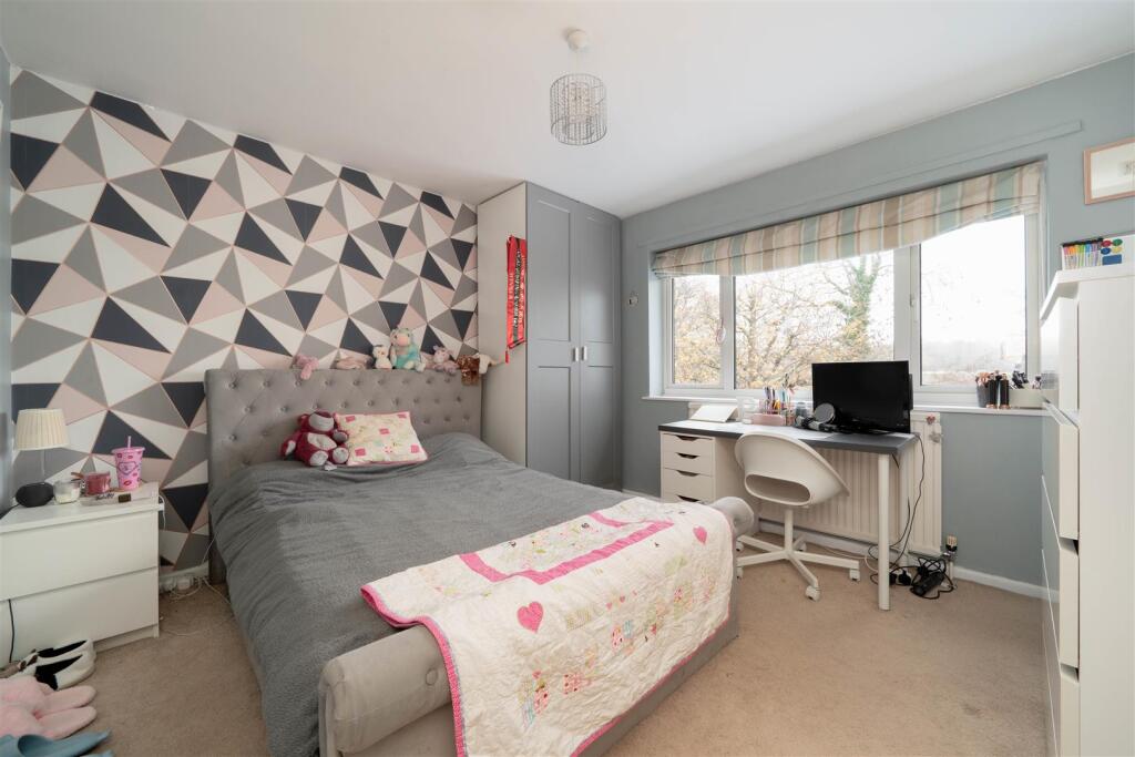Bedroom2.jpg