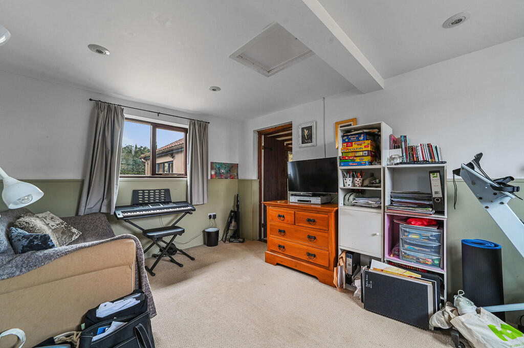 PT-DB(WP)-BeechTr...