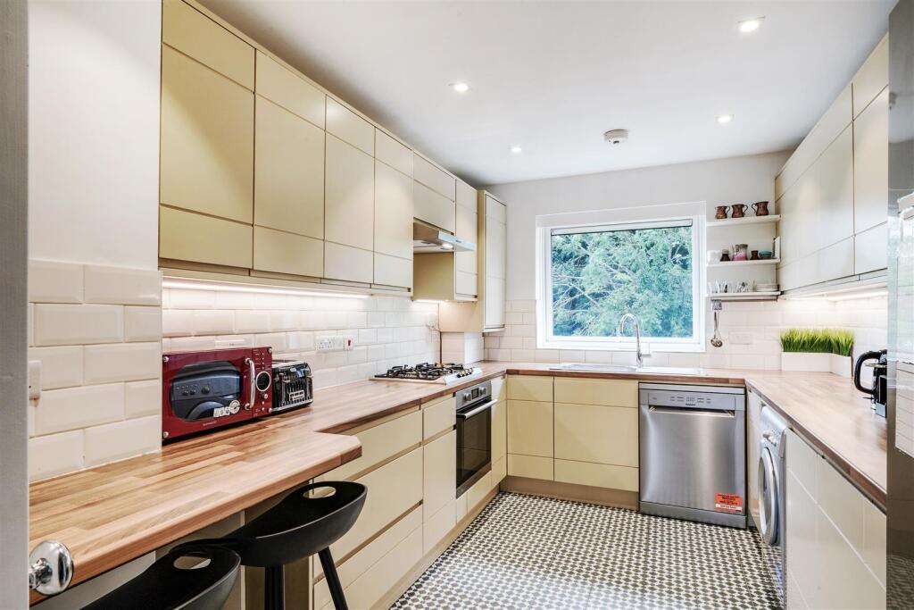 125 Park Lane - zcnN14BQwyHrxo0NBNFM.jpg