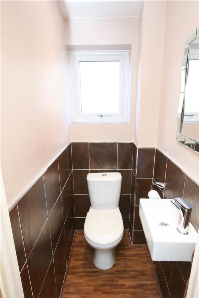GROUND FLOOR WC
