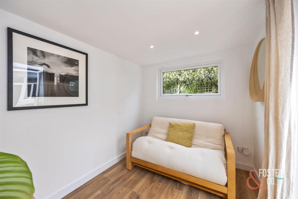 Carlisle Road, 20 Garden Flat-048.JPG