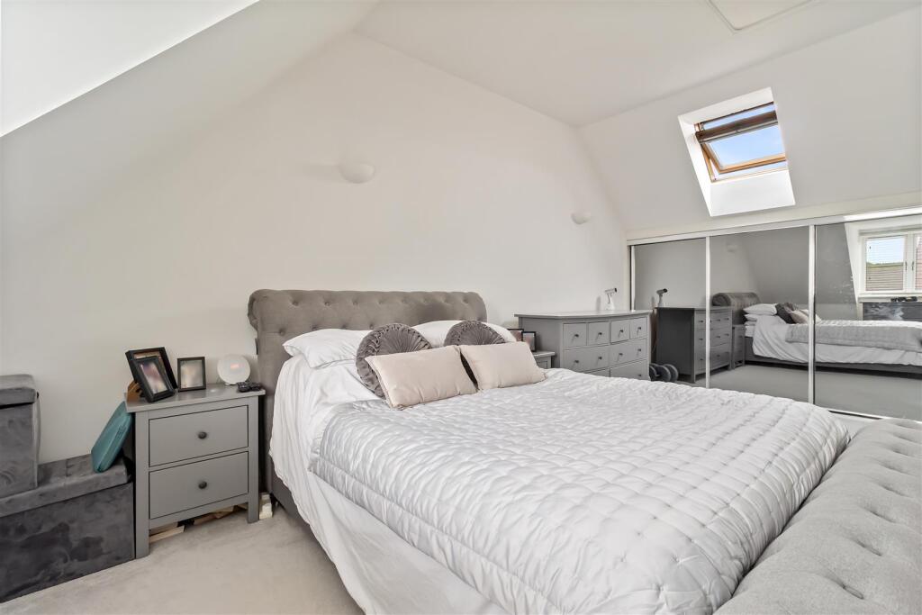 8 Bellflower close-014.jpg