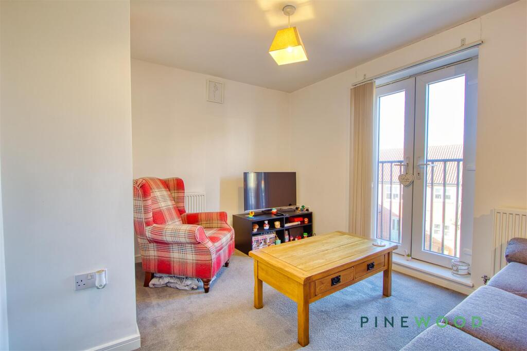 Kitchen / Lounge / Dining Room