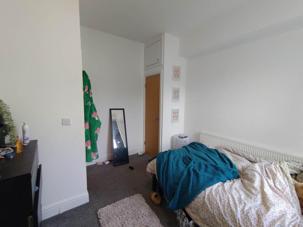 First floor middle f