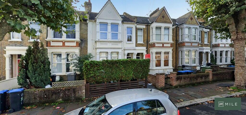 36b Casselden Roa...