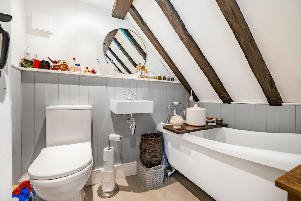 En-Suite (1)