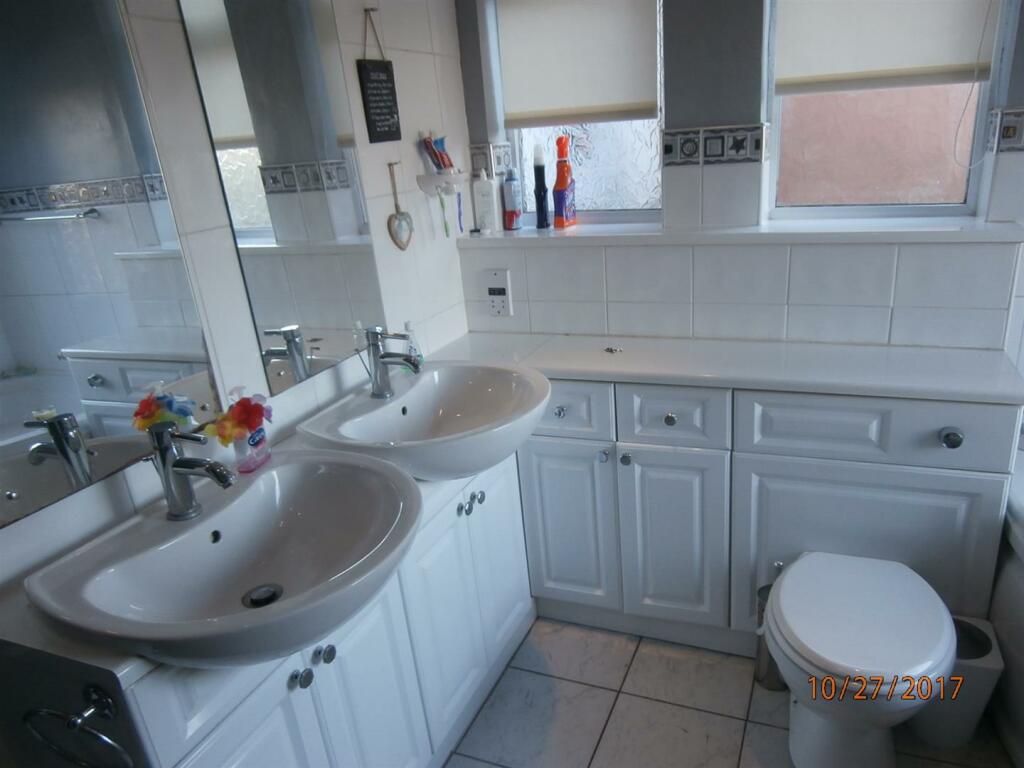 PA270439.JPG