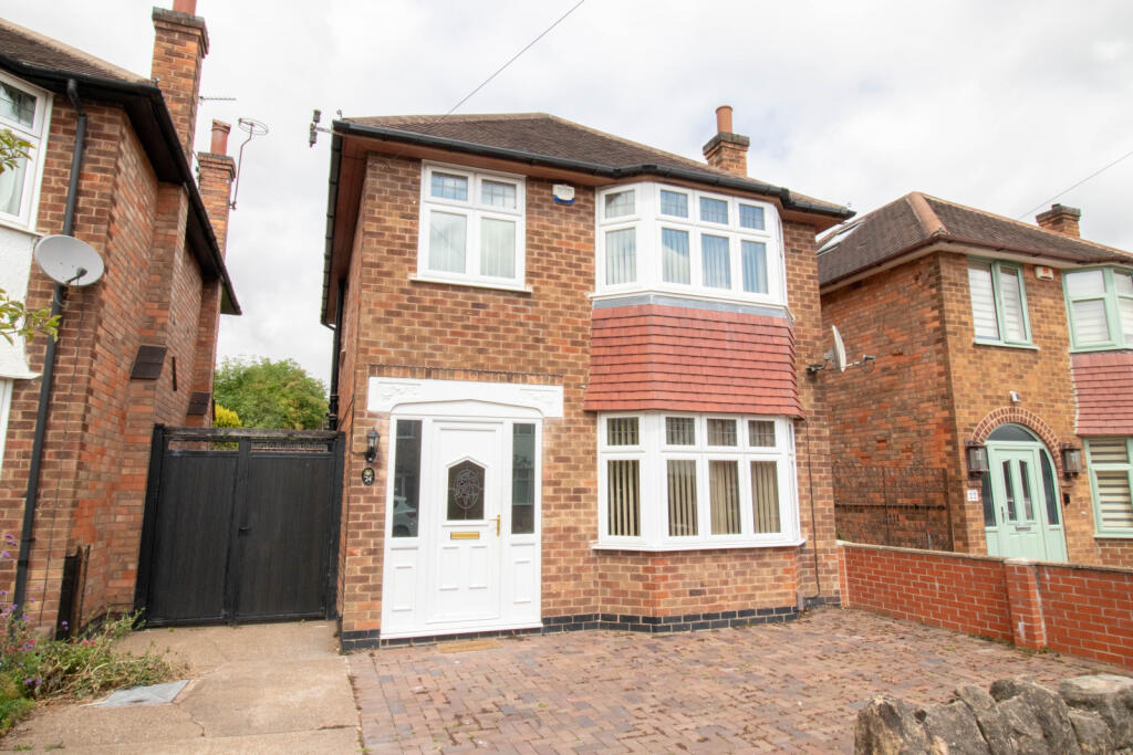 3 bedroom Detached for rent