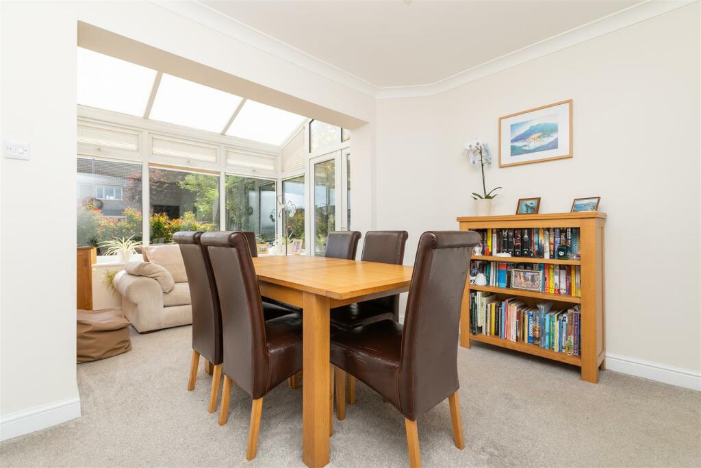 Dining/Sunroom