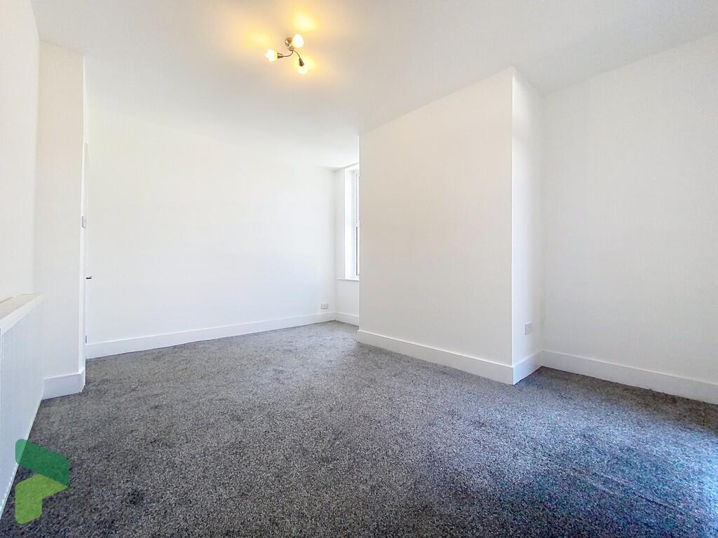 Living Room / Din...