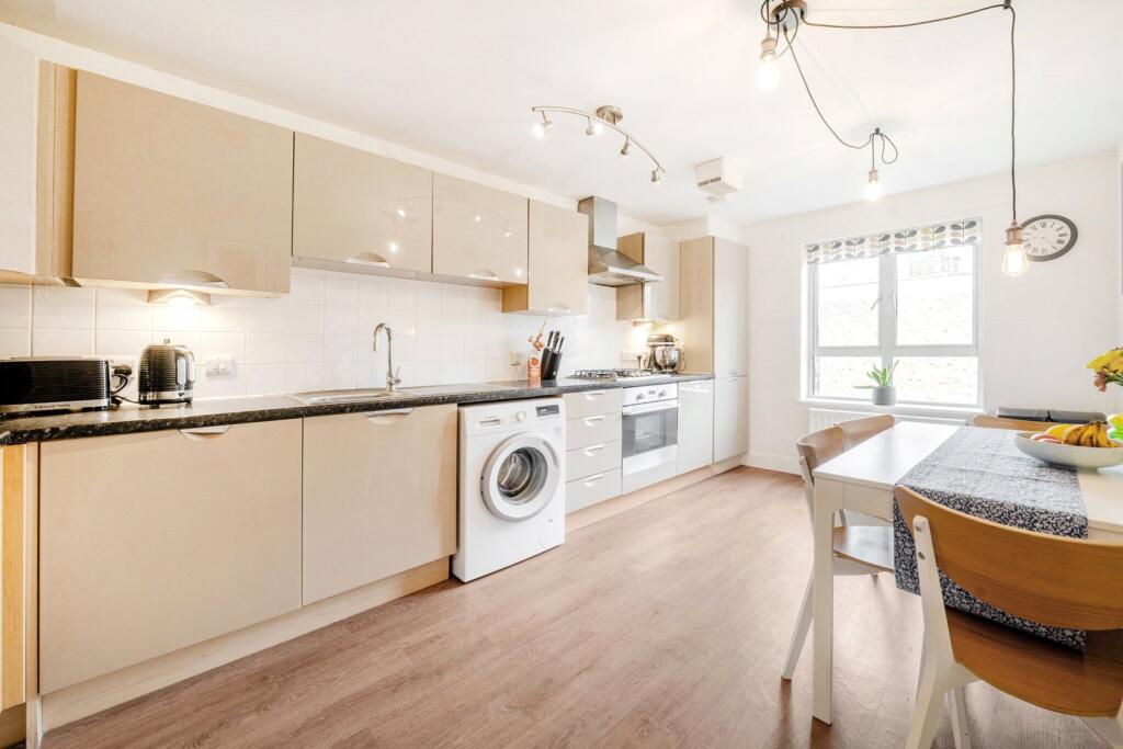 1300883-6-6842ae9...