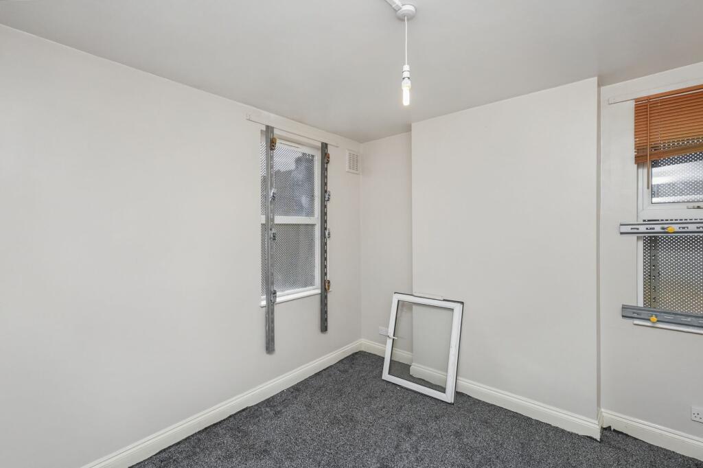 Ground Floor Flat, 37 St Stephen's Road, Bow, London E6 1AN
