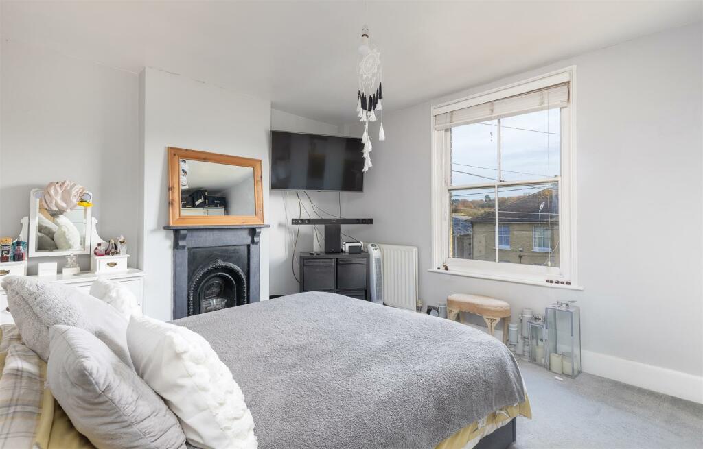 Principal Bedroom.jpg