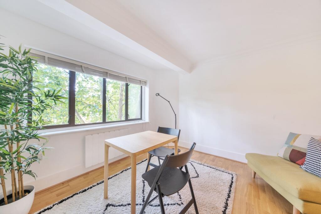 1331968-12-688675...