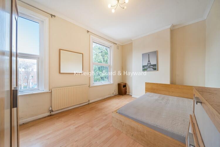 8b3172c3-f894-4e6...