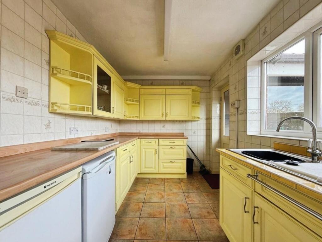 a1e32c84-E-4EED-AA51-03F002D99D73-8460-0000023F004