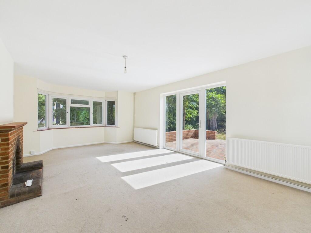 CAM04018G0-PR0325...