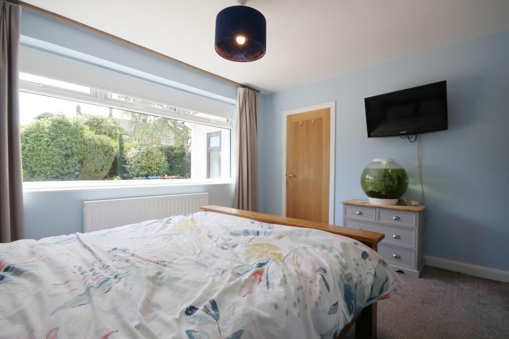 Main Bedroom 