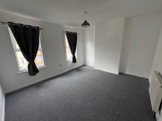 Bedroom 3.jpg