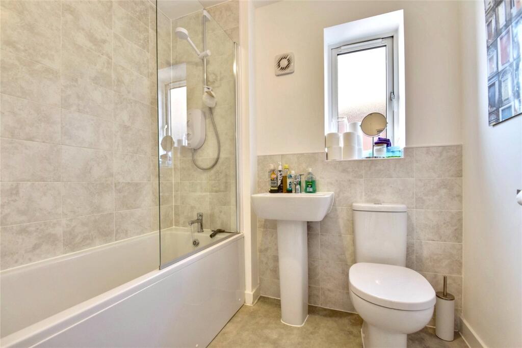 Main Bathroom
