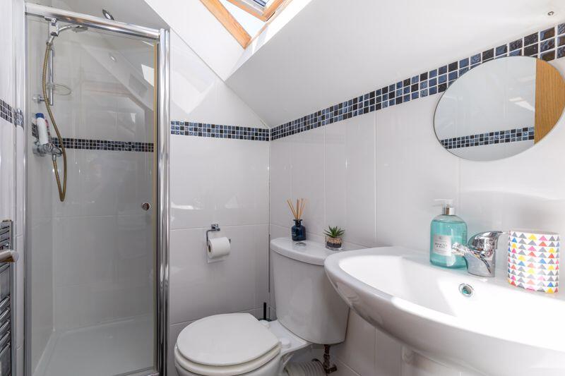 Ensuite bed 4